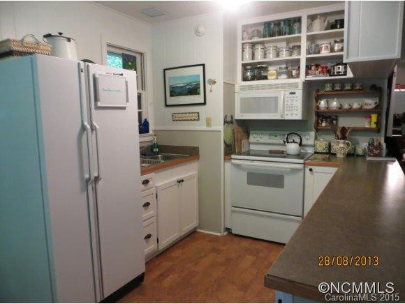 526 Robin Hood Road - Photo 10