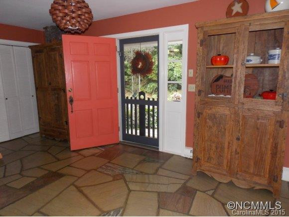 713 Old Orchard Drive - Photo 3