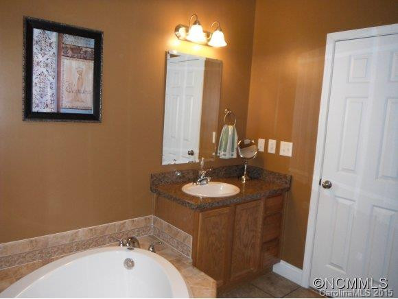 199 Ridge Field Drive - Photo 5