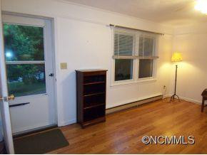 1408 Willow Road - Photo 2