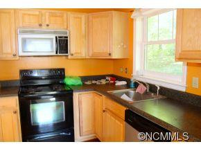 265 Sycamore Dr - Photo 11