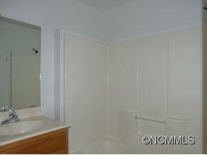 16 Rotunda Cir - Photo 8