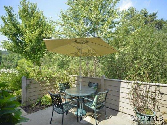 12 Mountain Meadow Circle - Photo 3