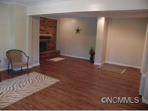8 Laurel Park Drive - Photo 5