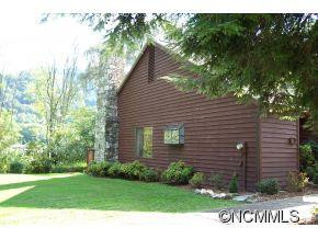 44 MEADOWS LANE - Photo 2