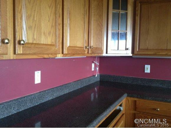 182 Selby Drive - Photo 4
