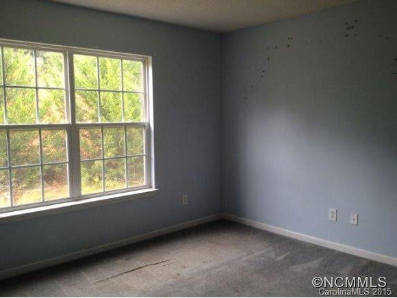 182 Selby Drive - Photo 9