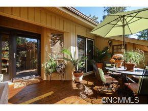 105 White Oak Drive