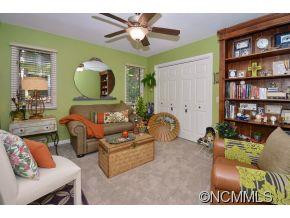 105 White Oak Drive - Photo 13