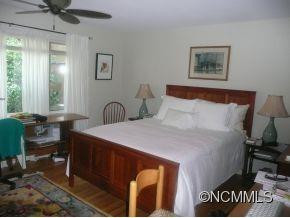 447 Crowfields Drive - Photo 18