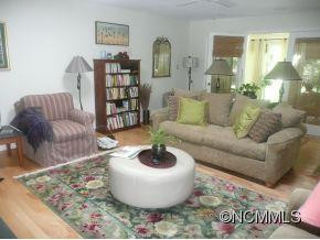 447 Crowfields Drive - Photo 3