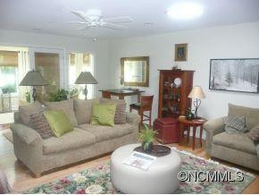 447 Crowfields Drive - Photo 5