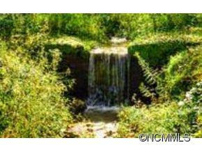 641+645 Willow Creek Road - Photo 2