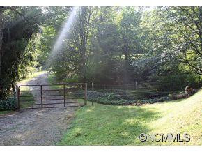 641+645 Willow Creek Road - Photo 17