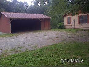 489 ISLAND FORD ROAD - Photo 2