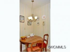 217 BROOKDALE AVENUE - Photo 9