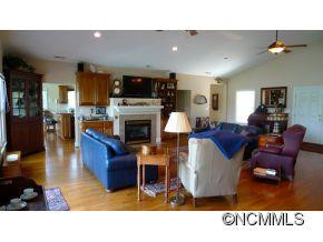 747 Lake Club Drive - Photo 6