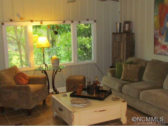94 Fairway Drive - Photo 4