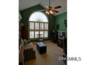 1637 Southpointe Drive - Photo 11