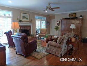 1637 Southpointe Drive - Photo 5