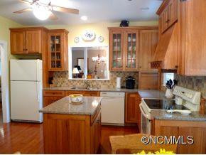 1637 Southpointe Drive - Photo 8