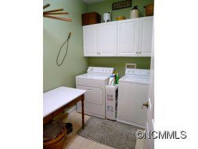 1637 Southpointe Drive - Photo 9