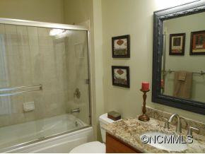 65 Glenview Lane -Unit 3027- - Photo 16