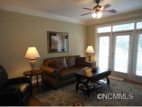 65 Glenview Lane -Unit 3027- - Photo 10