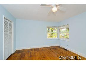 26 Eola Avenue - Photo 17