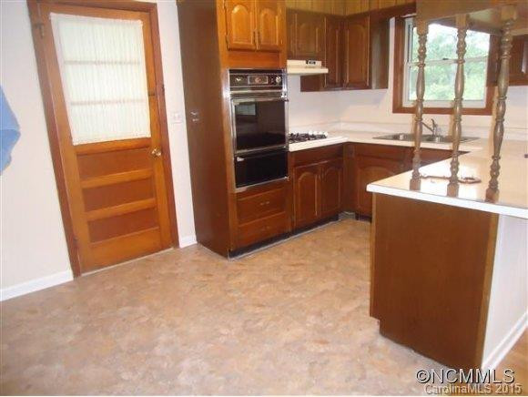 67 Deerlake Road - Photo 8