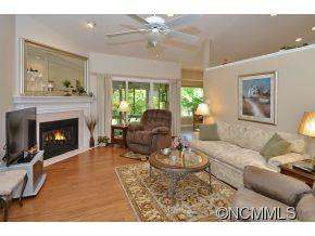 109 Fairway Knoll - Photo 4