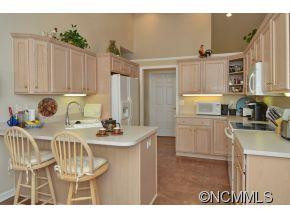 109 Fairway Knoll - Photo 7