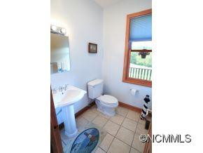  - Photo 11