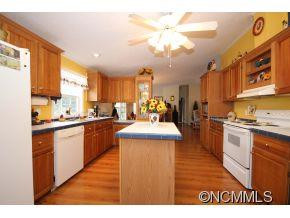 292 Roberts Mountain Rd - Photo 4