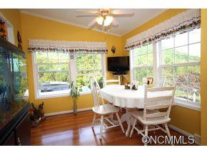 292 Roberts Mountain Rd - Photo 5