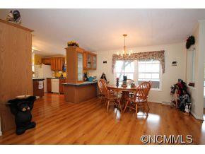 292 Roberts Mountain Rd - Photo 6