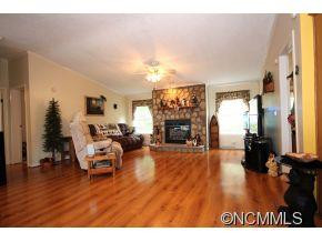 292 Roberts Mountain Rd - Photo 7