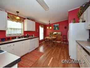 55 FOUNDERS WAY - Photo 9