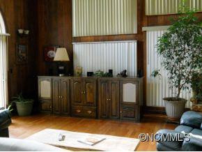 175 Apache Dr. - Photo 2