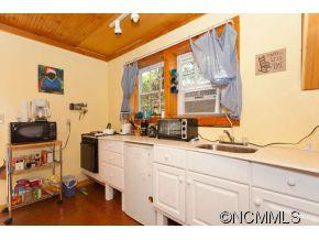 31 Toms Rd - Photo 15