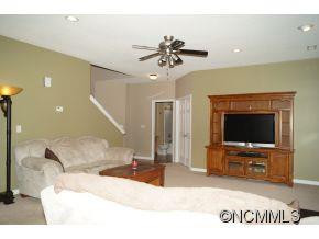 334 WILDBRIAR ROAD - Photo 3