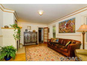 146 Murdock Ave - Photo 3