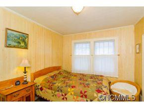 146 Murdock Ave - Photo 9