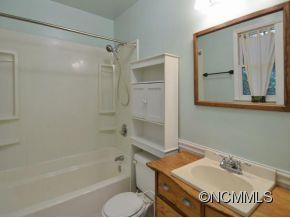 224 BEVERLY ROAD - Photo 8