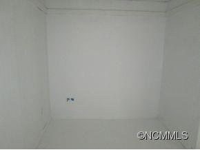 - Photo 4