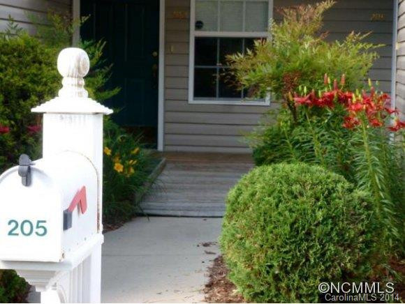 205 Waters Edge Drive - Photo 4