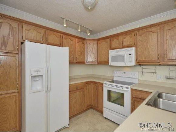 205 Waters Edge Drive - Photo 10