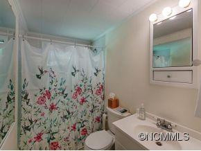 28 SECLUDED COVE - Photo 11