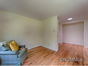 28 SECLUDED COVE - Photo 12