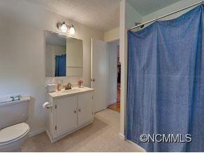 28 SECLUDED COVE - Photo 5